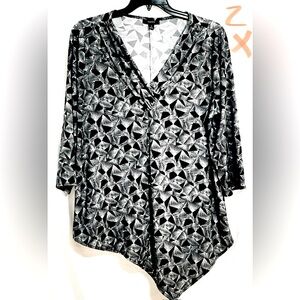 LADIES BLACK & WHITE TOP